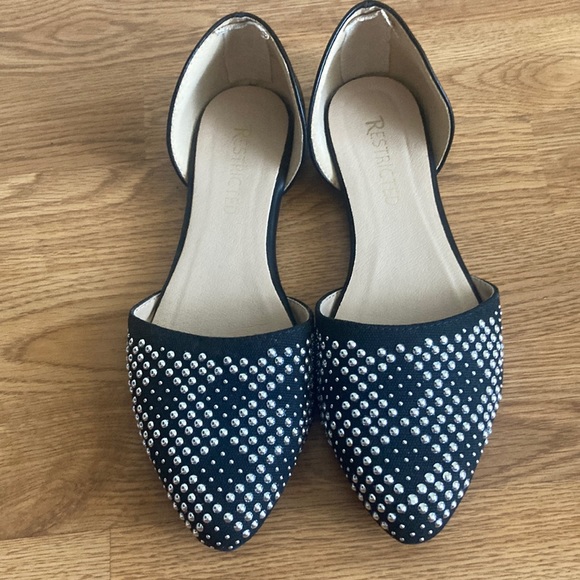 Barely Used Restricted 7M Studded Flats - Picture 1 of 4
